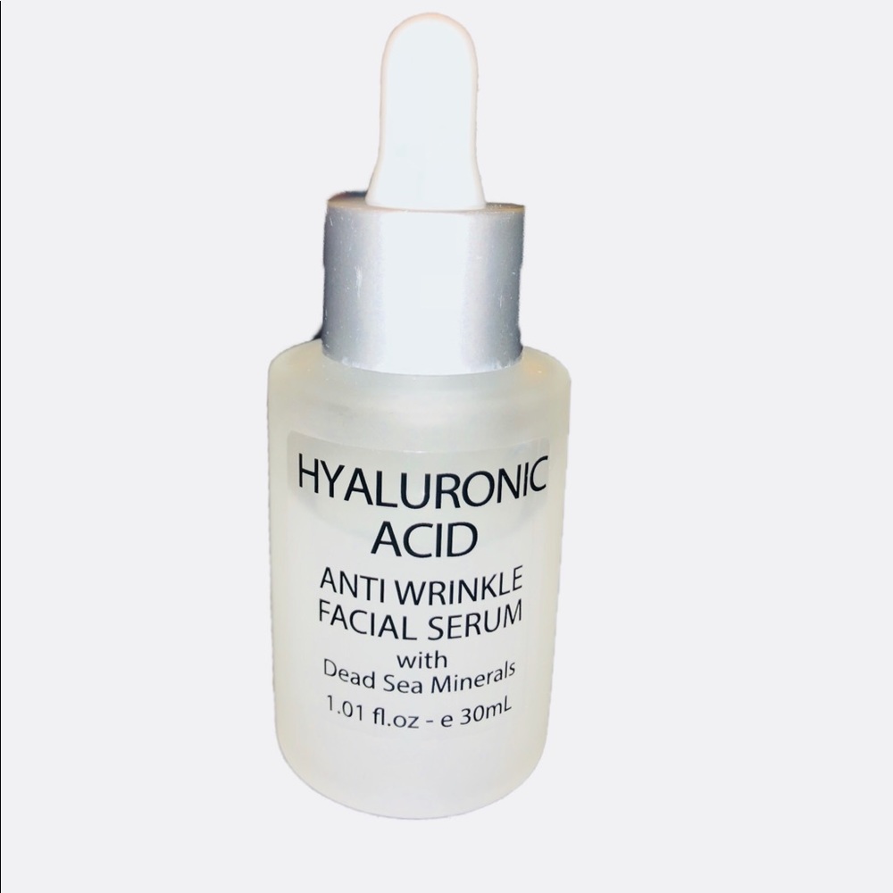Hyaluronic acid anti-wrinkle moisturizing serum